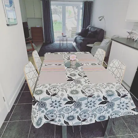 3, The Anchorage Porth Way, Porth, Newquay Tr7 3nr